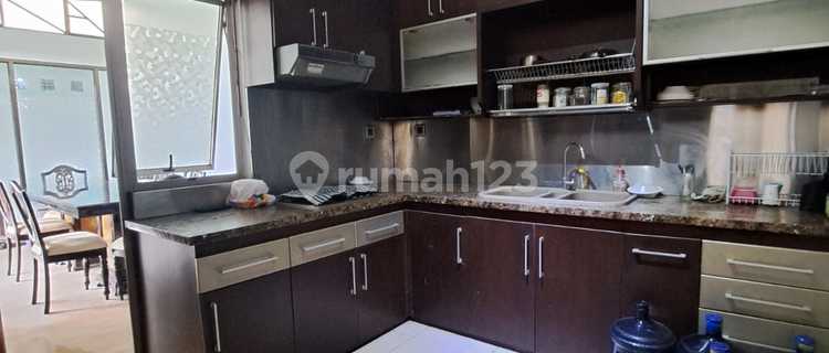 Comfortable 2-story modern house in Kota Baru Parahyangan. 1