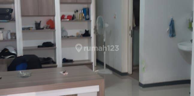 Rumah Modern Minimalis di Taman Kopo Indah 2 1