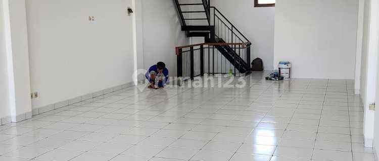 ruko strategis di mainroad mekar wangi 3.5 lantai 1