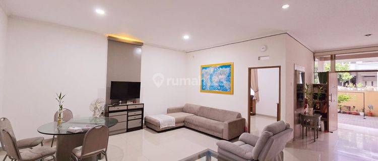 Rumah Cantik Modern Siap Huni di Batununggal  1