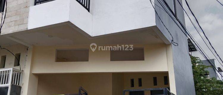 Rumah Di Kalibaru,senen Jakarta Pusat Sisa 1 Unit 1