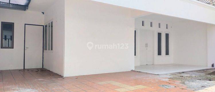 Rumah Siap Pakai di Panglima Polim 1