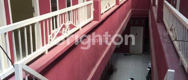 KOST²AN 2 LT 32 KAMAR DI KARAWANG 1