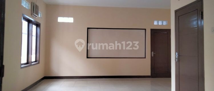 Ruko Kontrakan 200 m 1.5 Lantai Sudirman 1