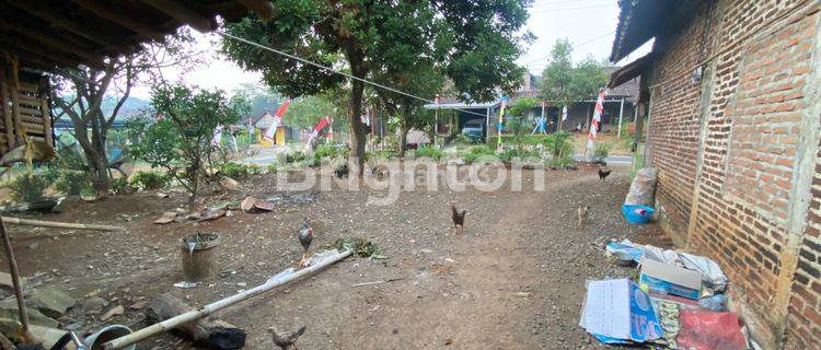 TANAH PAKINTELAN GUNUNGPATI UNNES SEMARANG ATAS POM MINIMARKET 1