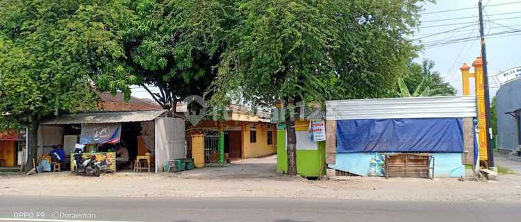 Roadside Boarding House in Sragen Area, Warehouse and Boarding House 1