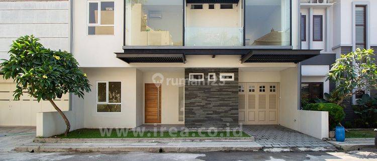 Rumah Bagus Siap huni dalam komplek  1