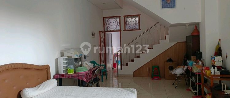 City Center Shop House Near Malioboro 1