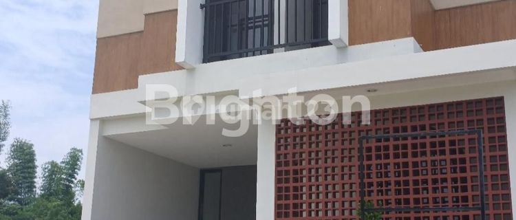 RUMAH 2 LANTAI HANYA 700 JT AN BISA KPR PROMO BEBAS BIAYA" DI MERJOSARI MALANG 1