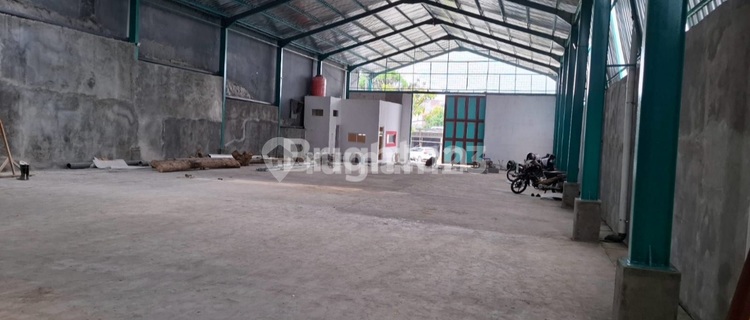 Gudang Luas di Sendangmulyo Tengah Kota Semarang 1