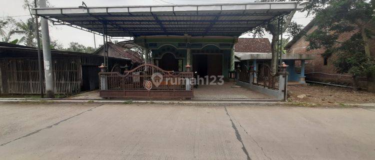 Dijual Rugi Rumah Bagus SHM Strategis di Semarang Timur 1