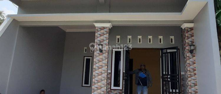 Rumah 2 Lantai Baru SHM Free Pagar dan Kanopi di Semarang timur 1