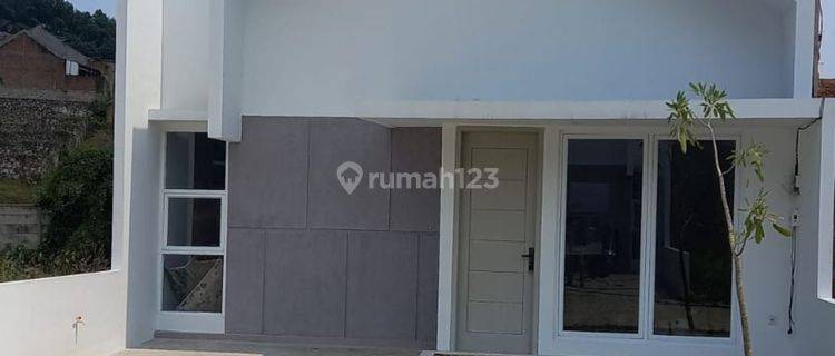 Rumah di perumahan One Gate System Satpam 24 jam 1