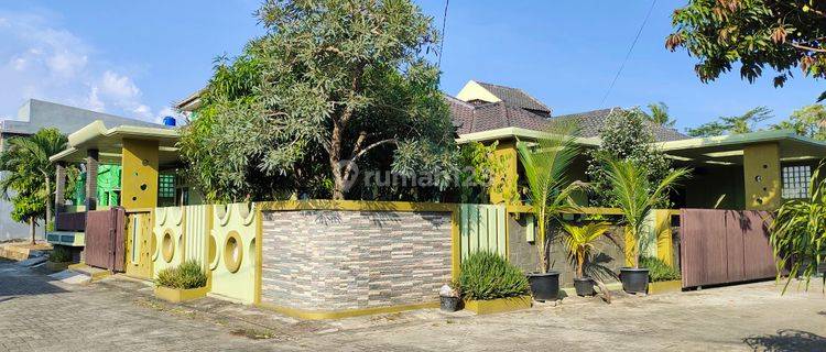 RUMAH BESAR DALAM KOMPLEK ONE GATE SYSTEM 1