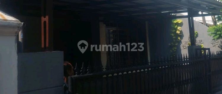Disewakan Rumah Besar Dekat Sta Cawangh 1