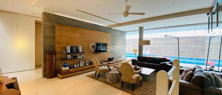 Dijual Rumah Bagus Desain Modern Dekat Senayan City Dan Sudirman 1