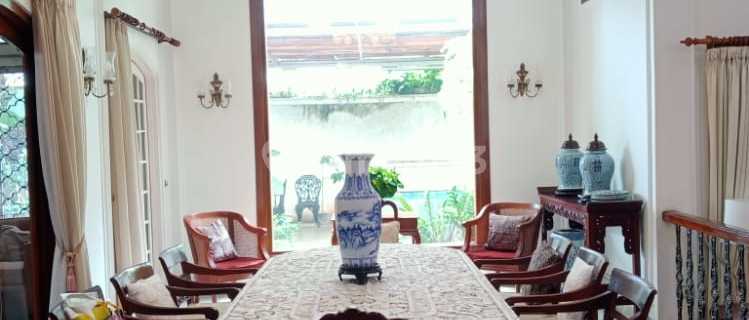 Dijual Rumah Lama Terawat di Menteng Jakarta Pusat 1