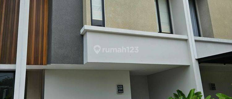 Dijual Rumah Minimalis Modern Siap Huni Didalam Cluster , Bintaro  1