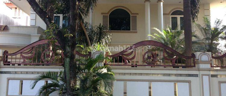 Dijual Rumah Mewah Plus Swimming pool Di Dalam Komplek Elite Daerah Serpong,BSD 1