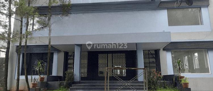 Gedung 4 Lantai di Setiabudi Bandung dengan 21 Kamar Cocok untuk Guest House 1