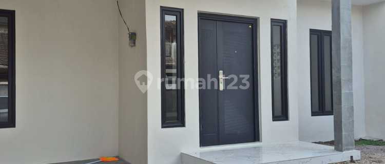 Rumah Siap Huni di Antapani Bandung Bangunan 2 Lantai Terawat 1