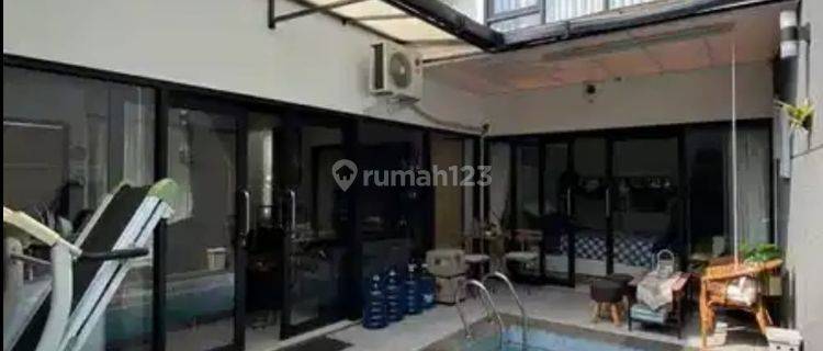 Rumah Di Pondok Hijau Gegerkalong Ada Kolam Renang Furnish Bangunan Terawat 1