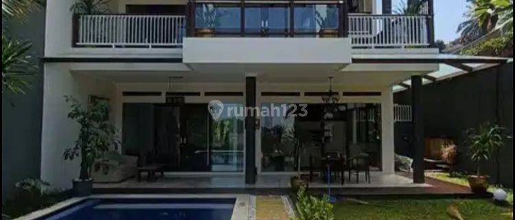 Rumah Mewah Di Ciumbuleuit Bandung Ada Kolam Renang Furnish City View 1