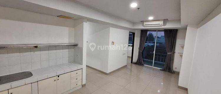 Disewakan apartemen springhill kemayoran semi furnish 1