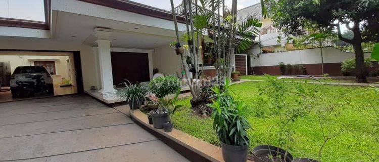 Dijual Rumah Asri Siap Huni Strategis Menteng Jakarta 1