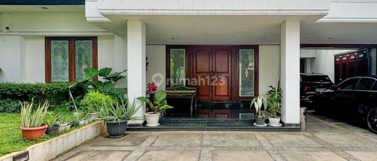 Rumah Mewah 2 Lantai Dikawasan Elite Menteng, Jakarta Pusat 1