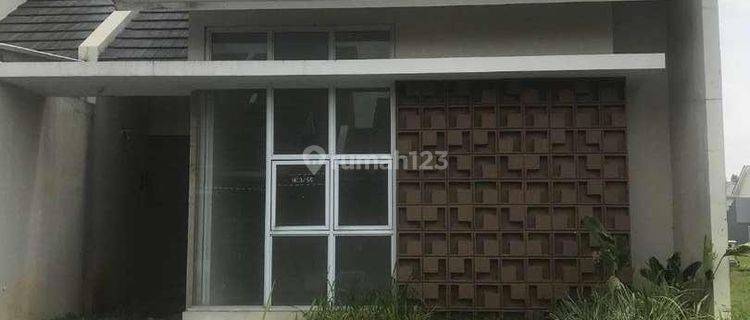 DIJUAL RUMAH HARGA MURAH LOKASI STRATEGIS RUMAH SUDAH RAPIH AKSES JALAN SANGAT DEKAT DENGAN TOL  1