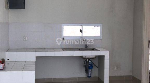 Disewakan Apartemen Rainbow Spring Condovilla 3 Bed Room 1