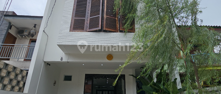 Dekat MRT Rumah Baru 3 Lantai Dalam Komplek di Cilandak Fatmawati 1