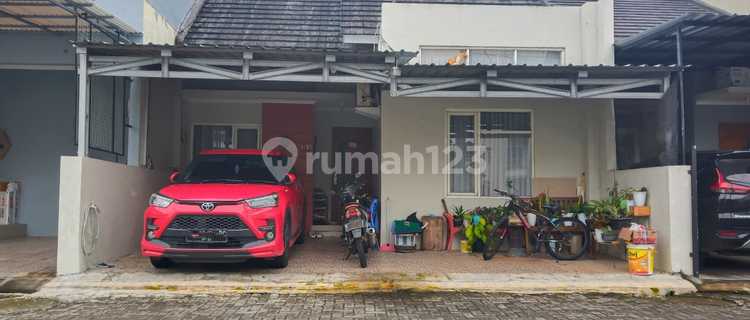 Ready-to-Occupy House in a Housing Cluster 1