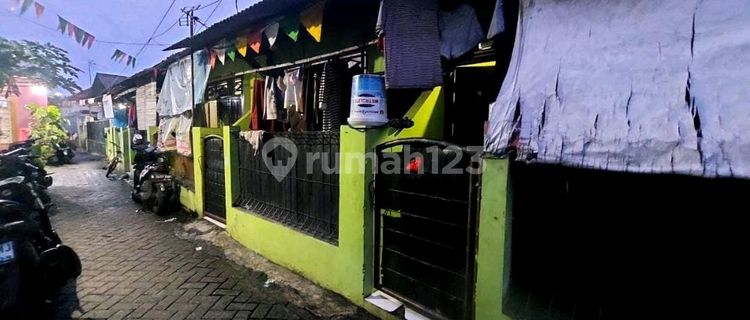 For Sale 12-Door Boarding House in Buaran Indah, Tangerang City 1