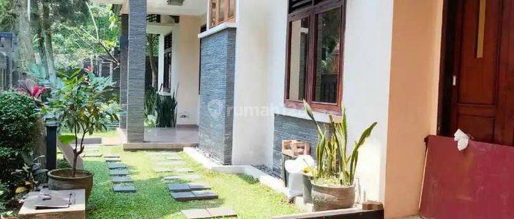 Rumah 2 Lantai Bagus di Pasteur, Bandung 1