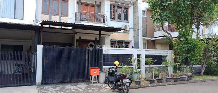 Rumah 2 Lantai Bagus di Batununggal Indah, Bandung 1