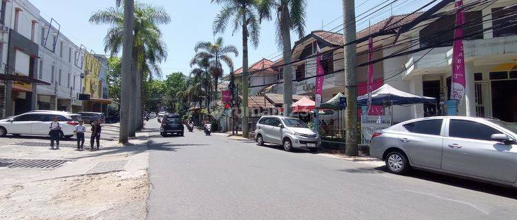 Rumah Ini Sangat Strategis di Sutami Dekat Tol Pasteur 1