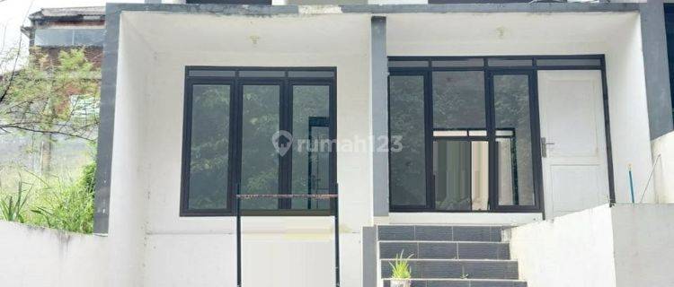 Rumah 1 Lantai Lingkungan Sejuk Dekat Widyatama 1