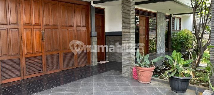 Well-maintained house ready to occupy in Suryalaya Cijagra 1