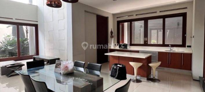 Dijual Rumah Bagus Mewah di Batununggal Indah  1