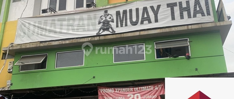 For Rent: 3-Story Shop House in Puri Beta 2, Next to Busway Stop 1