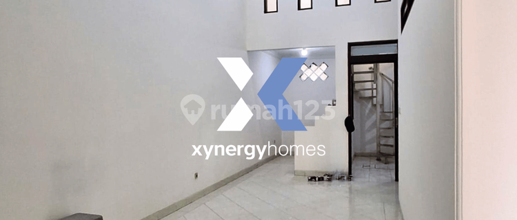 Rumah 1.5 Lantai SHM di Taman Kopo Indah 3 Bandung 1