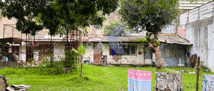 Rumah Bangunan Belanda Hitung Tanah SHM Lokasi Strategis di Malabar Burangrang Bandung 1