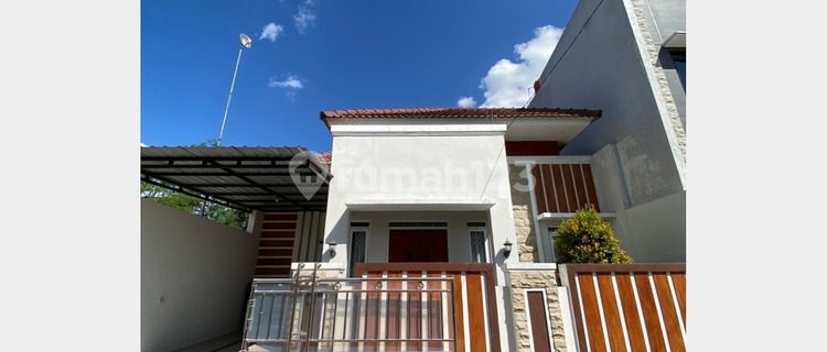 Ready-to-Occupy House in Buntalan Klaten near UMKLA Klaten Tengah Campus. 1