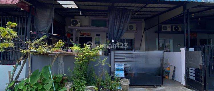 Dijual Rumah Semi Furnished di jalan Baloi Persero, Nagoya 1