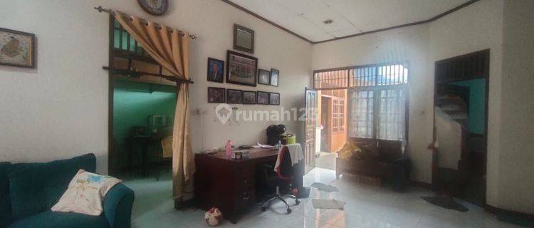 Disewa rumah luas Jatibening, carport 2 mobil, anti banjir 1