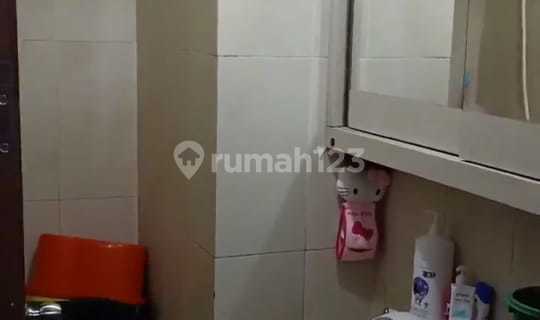 Upper floor Northland apartment, Semi Furnished, ready to move in! 1