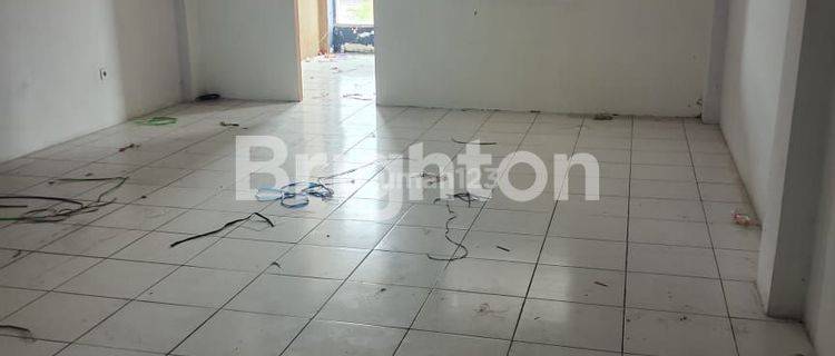 RUKO BAGUS 3,5 LANTAI DI MT HARYONO DALAM 1