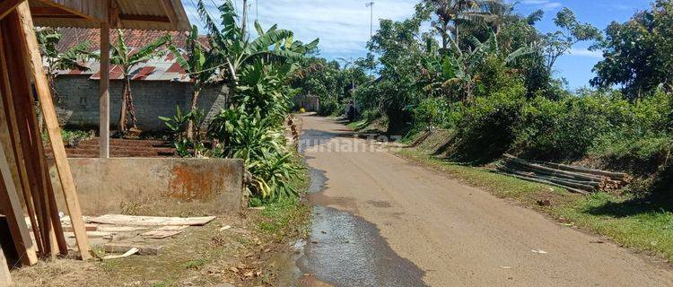Jual Tanah dan Bangunan Pinggir Jalan di Bojong Purwakarta 1